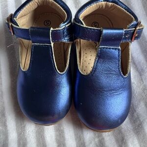 T-strap flats mary jane Shoes